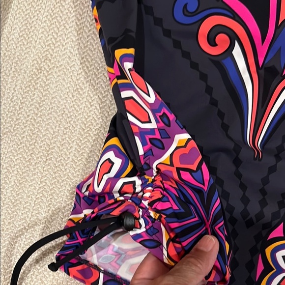 Athleta Rapanui Ready to Run Tankini Swim Top size Medium - Picture 5 of 11